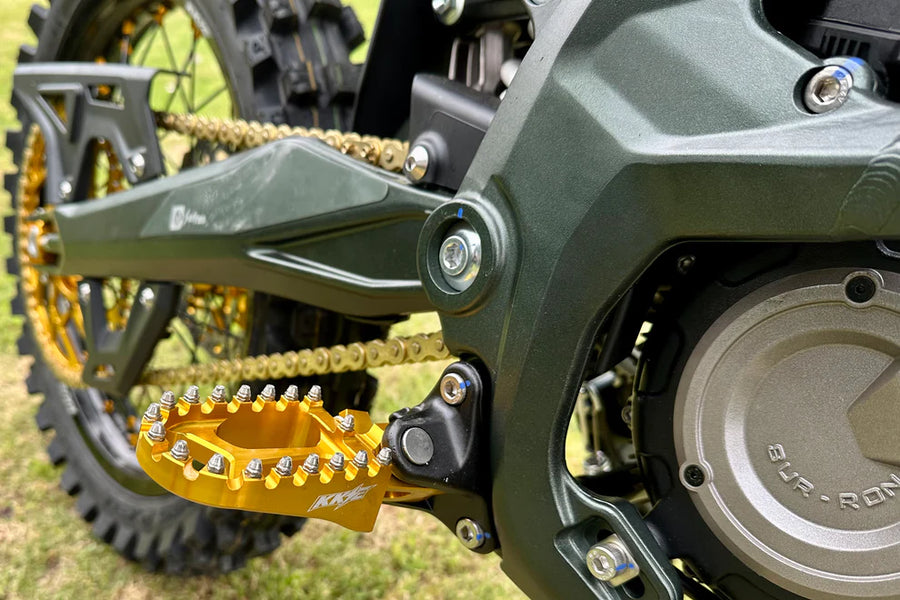 KKE Foot Pegs Ultra Bee — KC Powerparts